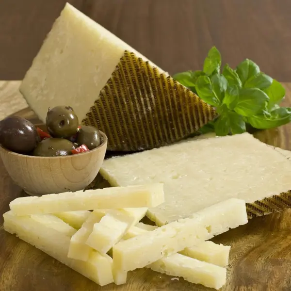 Manchego Fiatal - Image 2