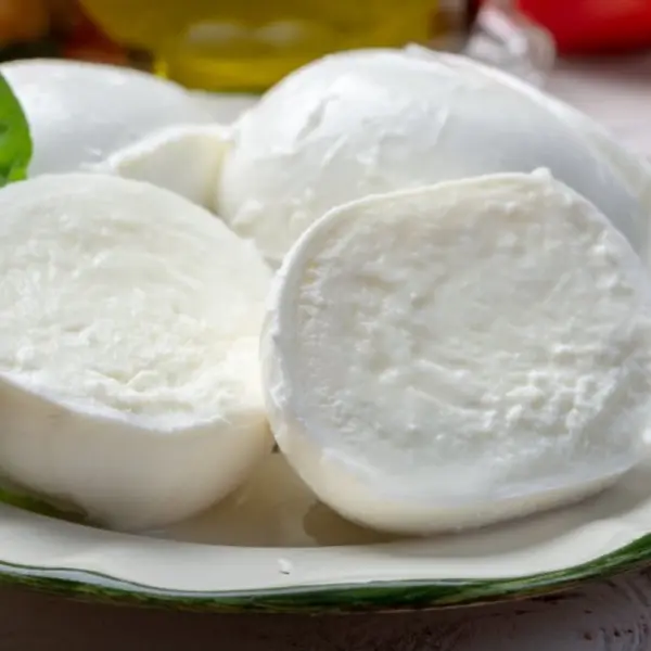 Mozzarella Tömb 1.5Kg - Image 2